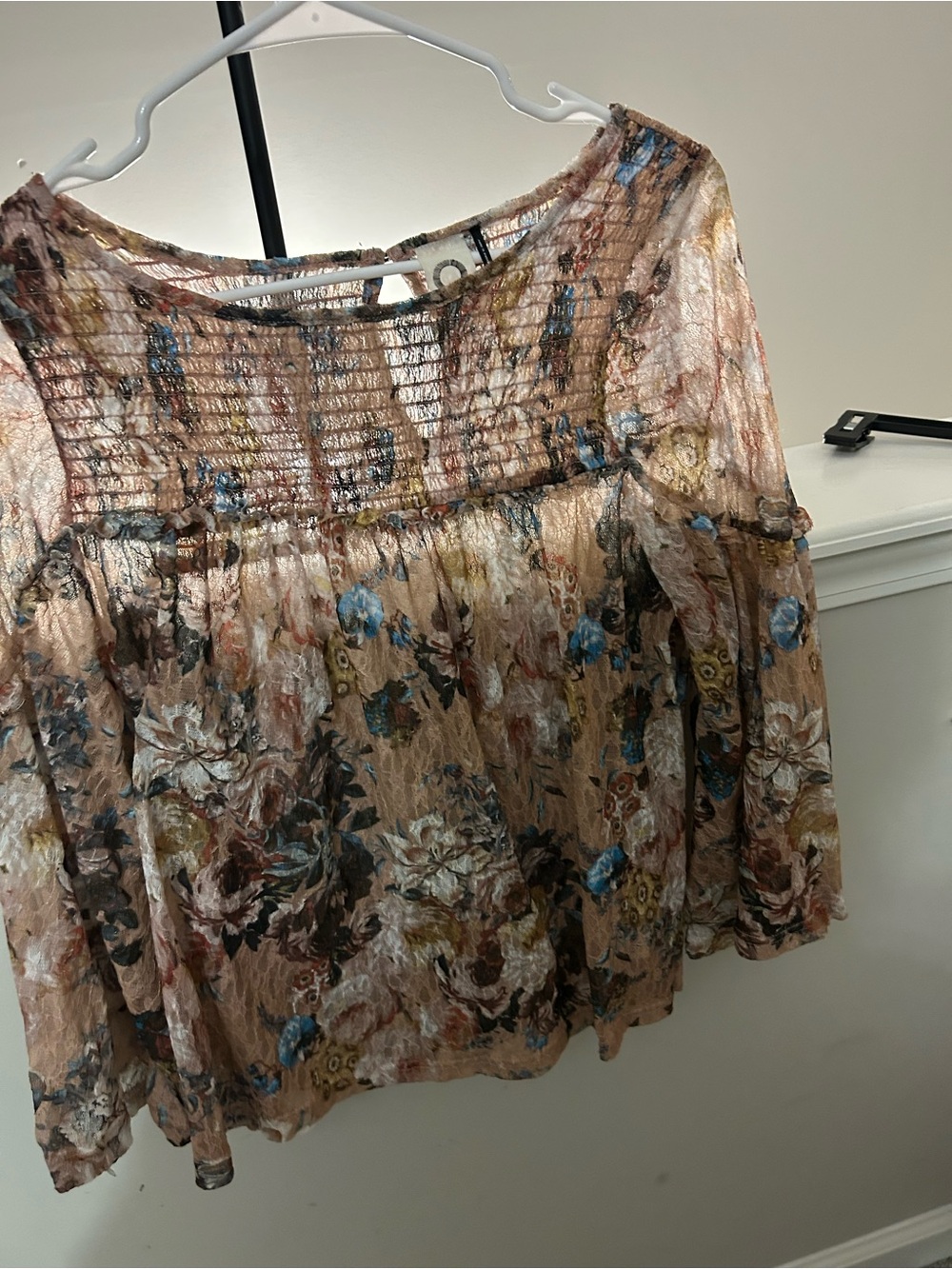 Anthropologie Akemi + Kin Patrizia Smocked Floral Peasant lace Blouse